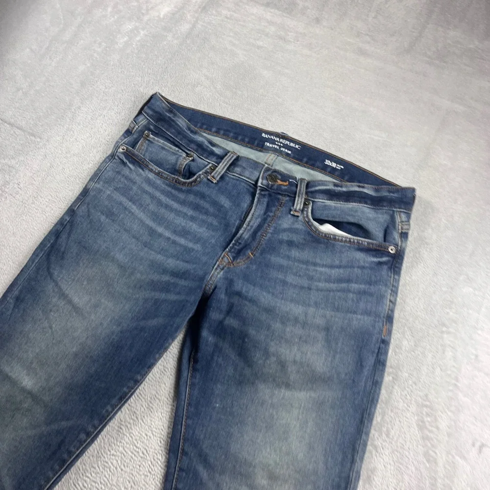 Banana Republic Travel Jean Mens 32x30 Slim Fit Medium Wash Blue Denim Pants
